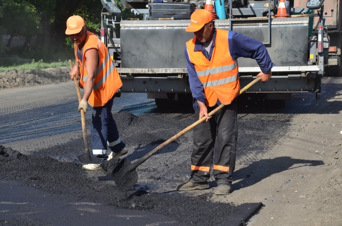 В Омской области отремонтировали больше половины трассы Омск — Тара