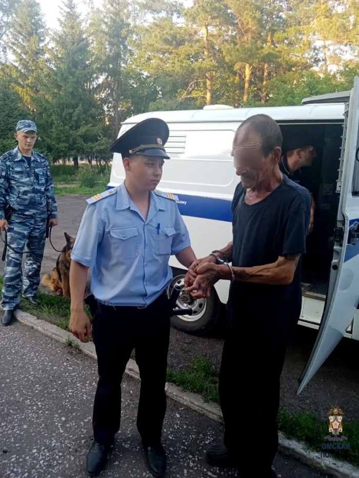 В Большереченском районе сельчанин убил пенсионерку