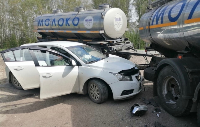 В Большереченском районе школьница пострадала в ДТП