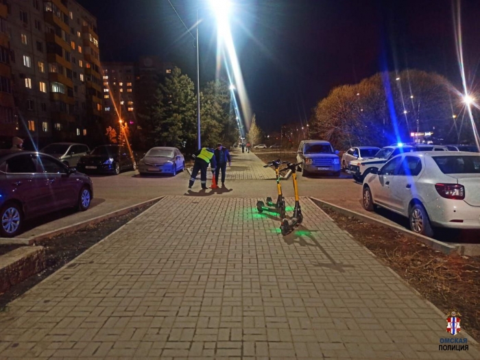 Автомобиль против самоката