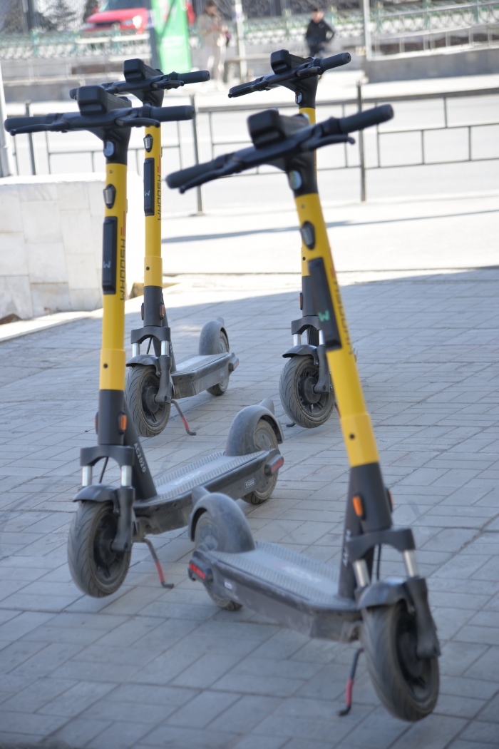 В Омске произошло сразу два ДТП с участием электросамокатов