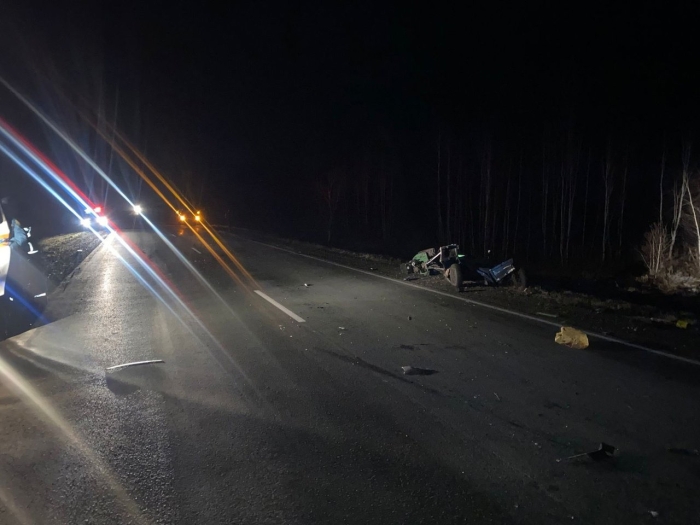 Иномарка столкнулась с мотоблоком в Горьковском районе