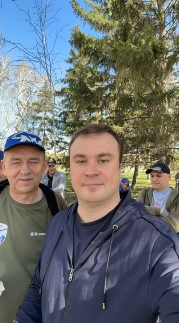 Губернатор Виталий Хоценко  поздравил омичей с 1 мая