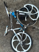 В Омском районе неизвестный сбил девушку на велосипеде