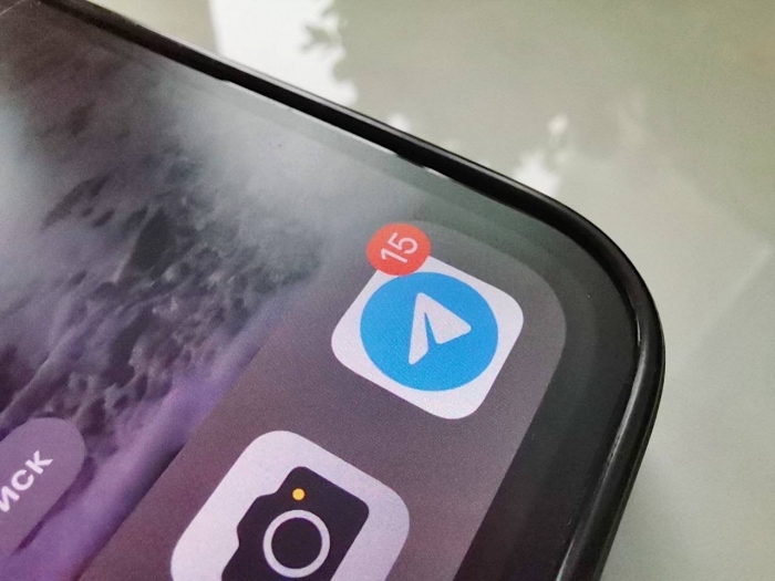 Омичка лишилась денег, помогая подруге