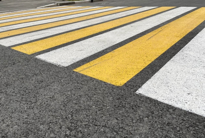 Омич сбил ребенка на пешеходном переходе