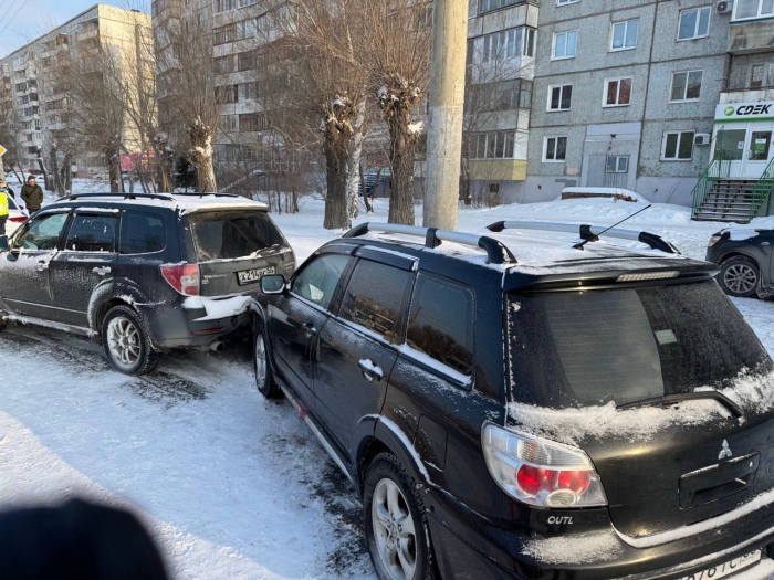 Водителю стало плохо: смертельная авария на улице Кирова