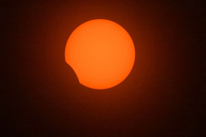 Мимо Омска: над Землей прошло единственное полное солнечное затмение года