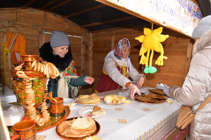  Возле омского Дома дружбы (ул. 5-я Рабочая, 44) пройдут «Масленичные гуляния»