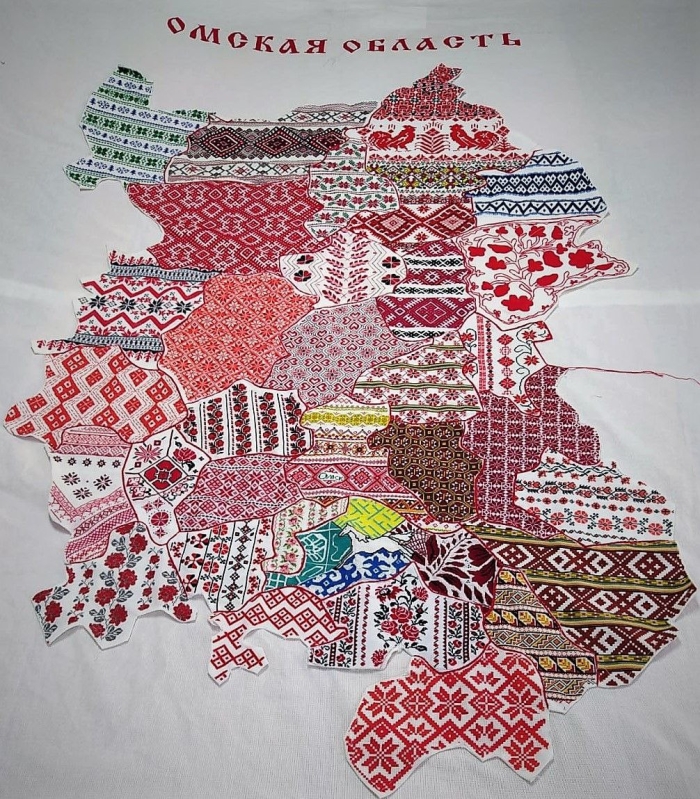 В День России омичам покажут вышитую карту Омской области