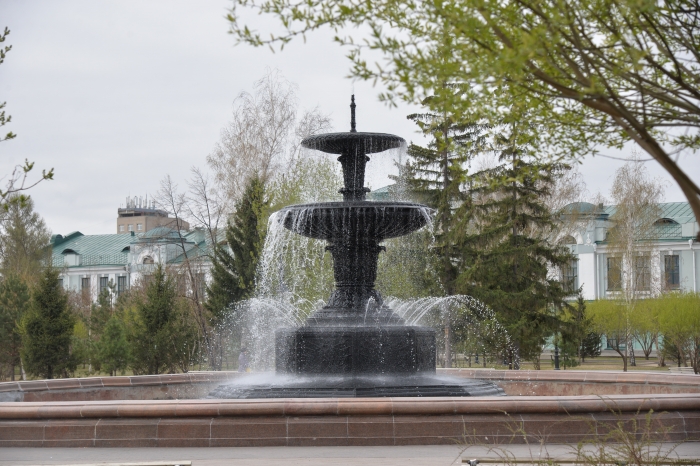 В Омске запустили фонтаны