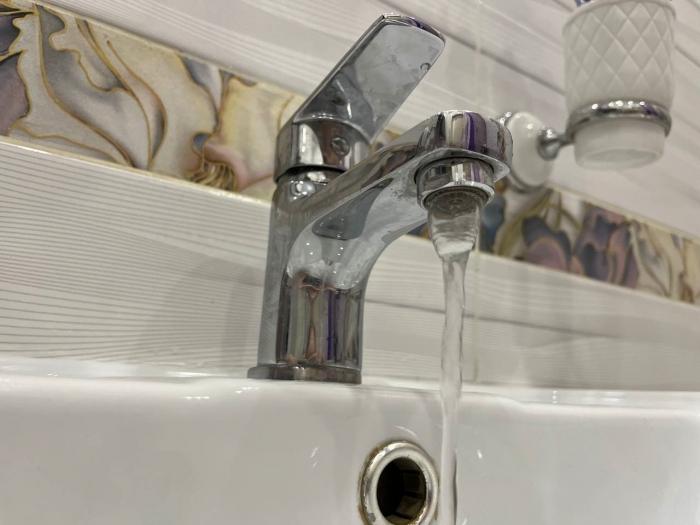 В Омске на следующей неделе восемь жилых домов останутся без водоснабжения на целый день